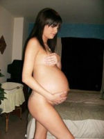 nine-month pregnancy nude